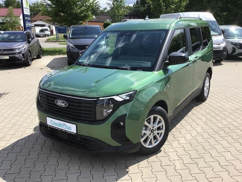 Grün Neu 2025 Ford Tourneo Courier Titanium Van / Kleinbus | 25.490 € (Guter Preis) - Bild 1/4