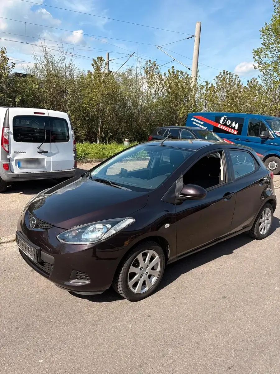 Usata Mazda 2 86 CV (63 kW) 2008 Nero Utilitaria