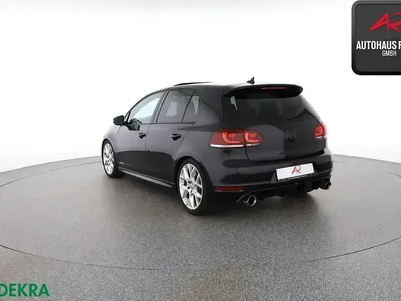 Gebraucht VW Golf VI GTI 235 PS (172 kW) 2011 Schwarz Kleinwagen