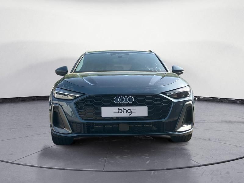 Gebraucht Audi A5 Comfort 299 PS (219 kW) 2025 Blau Coupé