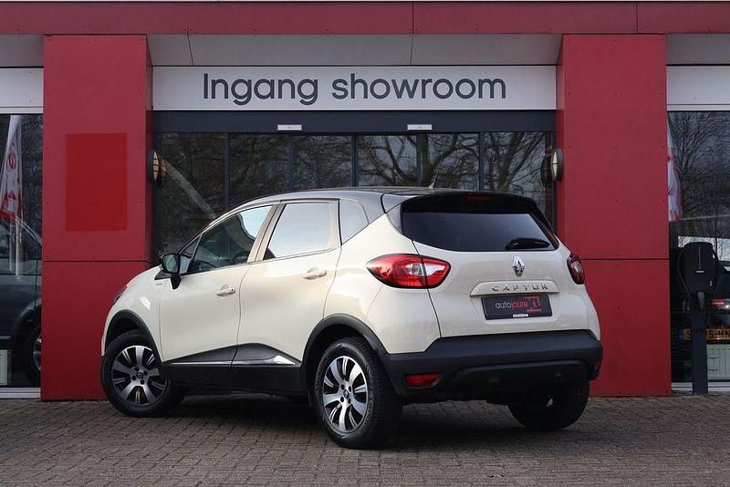 Gebraucht Renault Captur LIMITED 90 PS (66 kW) 2017 Weiß SUV