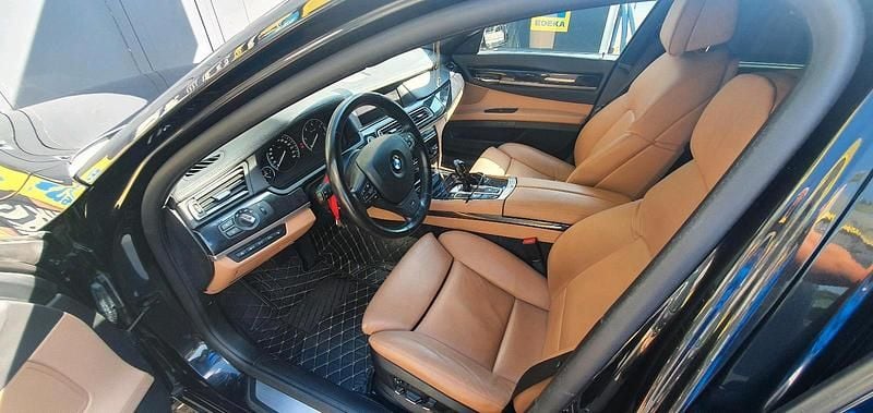 Schwarz Gebraucht 2010 BMW 730 Limousine | 10.998 € (Etwas zu teuer) - Bild 1/4