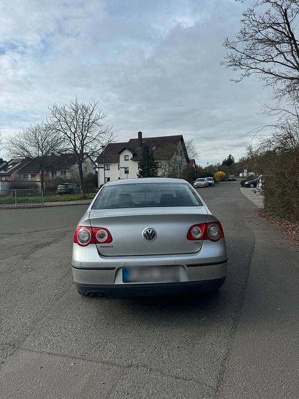 Gebraucht VW Passat 2009 Grau Limousine