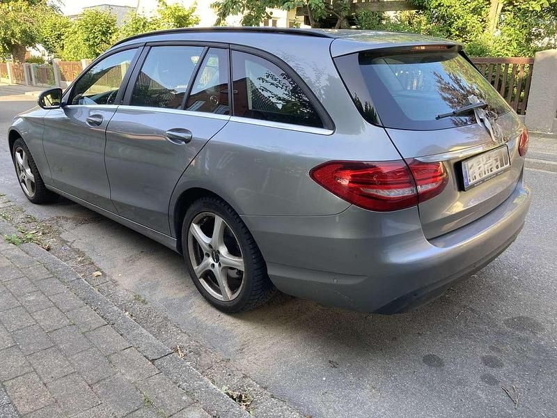 Silber Gebraucht 2014 Mercedes C220 Kombi | 11.500 € (Etwas zu teuer) - Bild 1/4