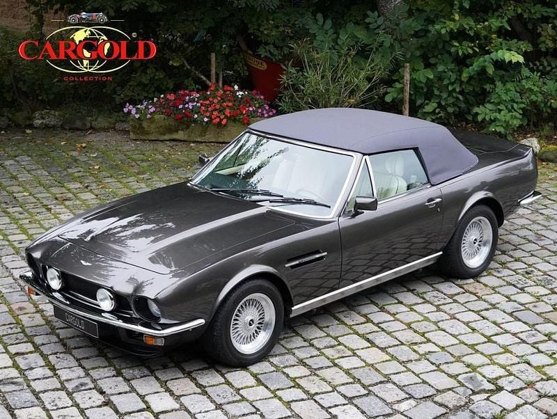 Grau Gebraucht 1980 Aston Martin Vantage Coupé | 247.500 € - Bild 1/4