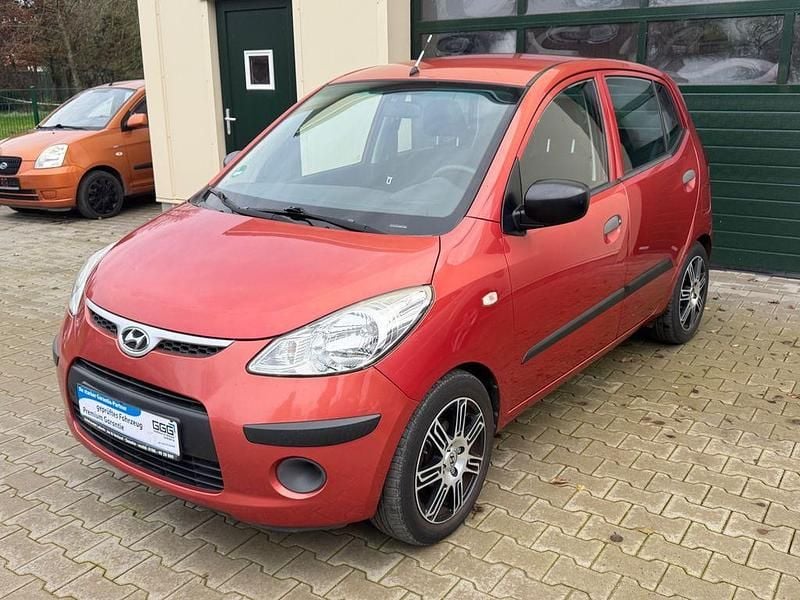 Gebraucht Hyundai i10 Classic 67 PS (49 kW) 2010 Rot Kleinwagen
