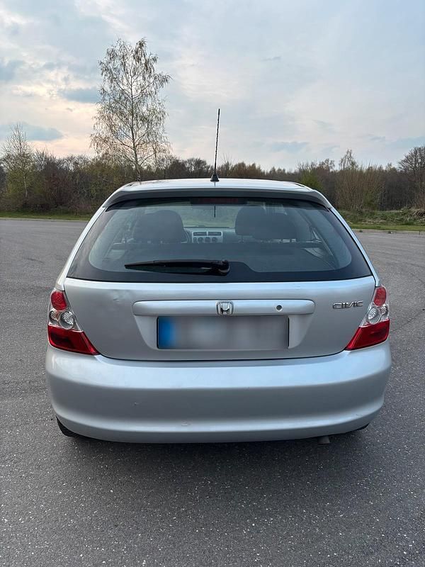 Gebraucht Honda Civic 90 PS (66 kW) 2004 Silber Kleinwagen