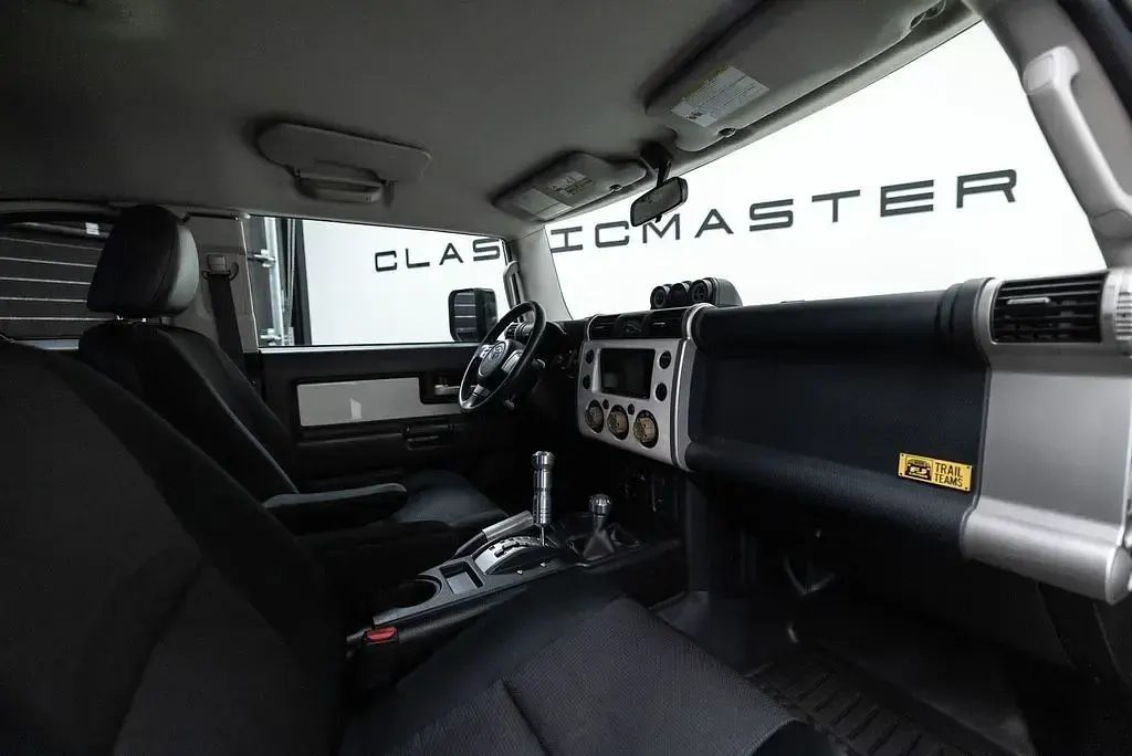 Gebraucht Toyota FJ Cruiser 243 PS (178 kW) 2011 Weiß SUV