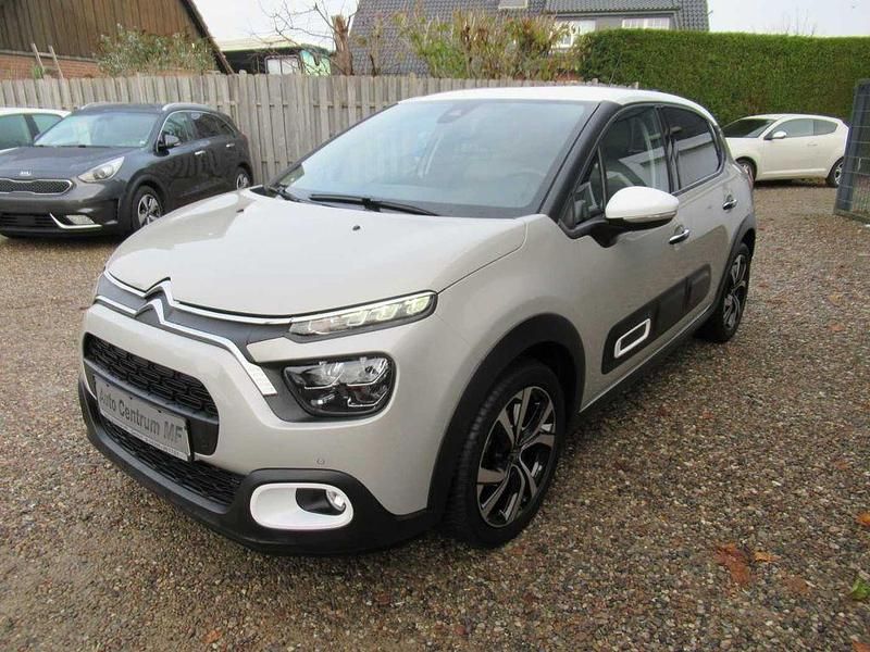 Grau Gebraucht 2021 Citroën C3 PureTech Limousine | 13.950 € (Guter Preis) - Bild 1/4