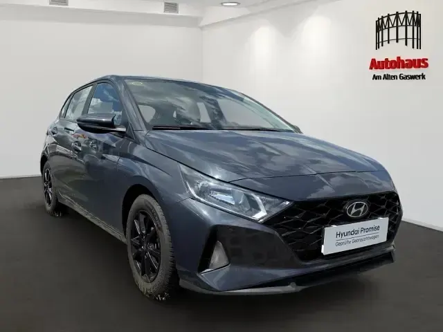 Gebraucht Hyundai i20 Trend 101 PS (74 kW) 2022 Kleinwagen