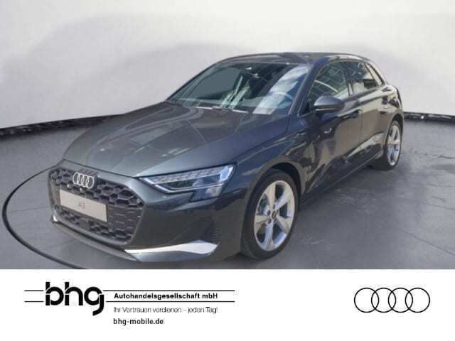 Manhattangrau metallic Neu 2025 Audi A3 Sportback e-tron Advanced Plus Limousine | 44.990 € (Fairer Preis) - Bild 1/3
