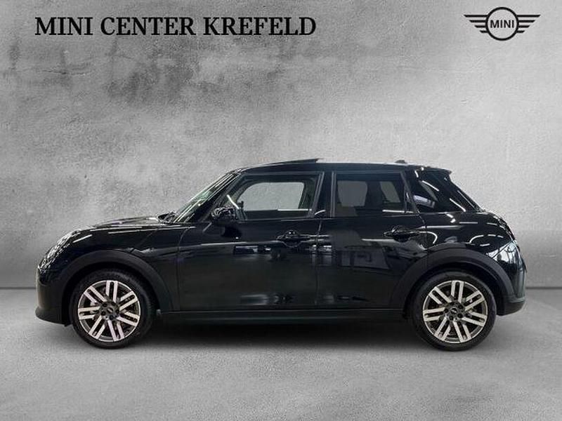 Gebraucht Mini Cooper Classic 156 PS (114 kW) 2025 Schwarz Kleinwagen