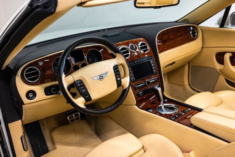 Gebraucht Bentley Continental GT Convertible 562 PS (413 kW) 2008 Weiß Cabrio