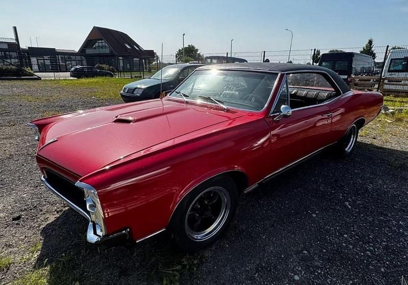 Rot Gebraucht 1967 Pontiac GTO Coupé | 56.900 € - Bild 1/4