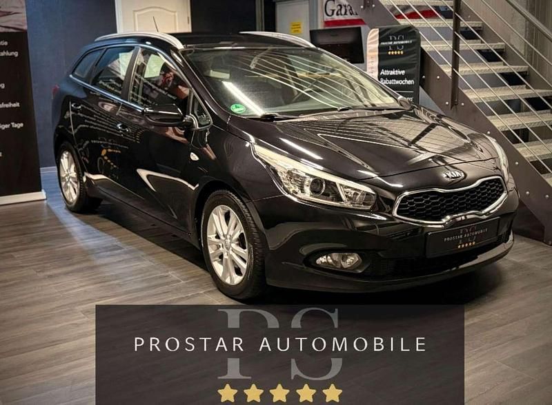 Schwarz Gebraucht 2014 Kia Ceed Sportswagon Kombi | 8.990 € (Fairer Preis) - Bild 1/3