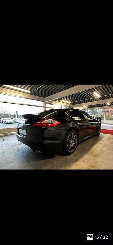 Schwarz Gebraucht 2009 Porsche Panamera Limousine | 25.500 € (Teuer) - Bild 1/4