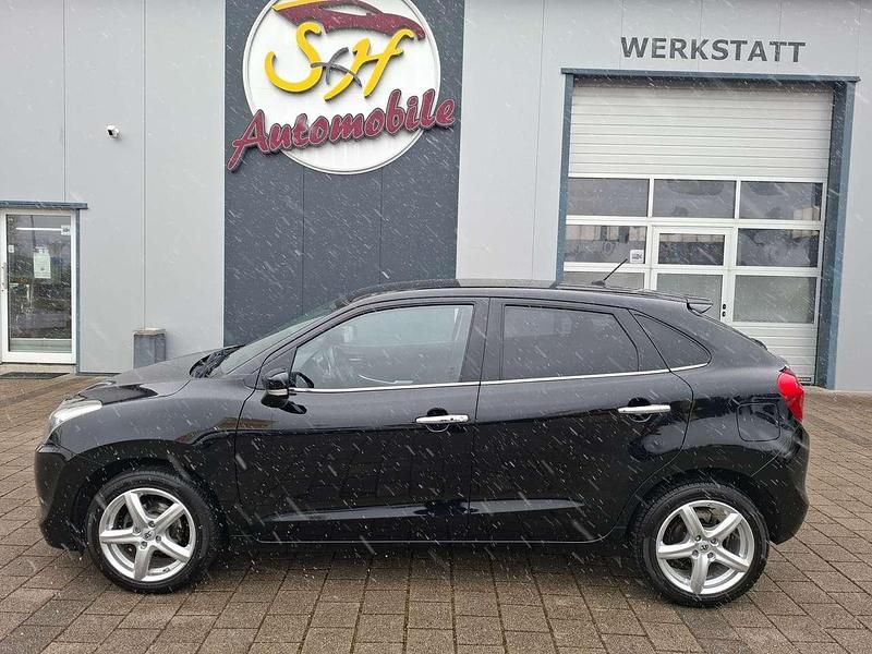 Gebraucht Suzuki Baleno 111 PS (81 kW) 2019 Schwarz Kleinwagen