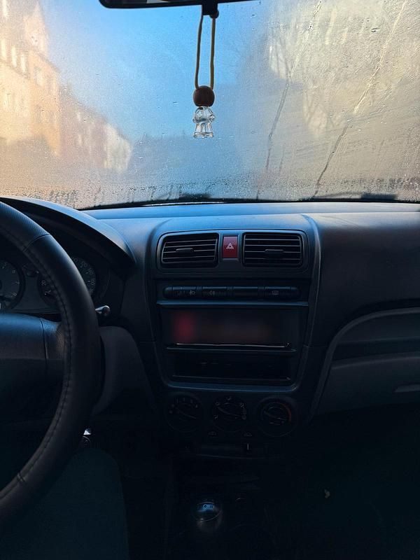 Gebraucht Kia Picanto 65 PS (47 kW) 2006 Schwarz Kleinwagen