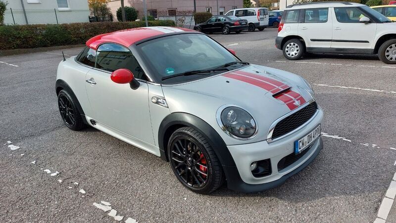 Weiß Gebraucht 2012 Mini John Cooper Works Kleinwagen | 11.500 € (Guter Preis) - Bild 1/4