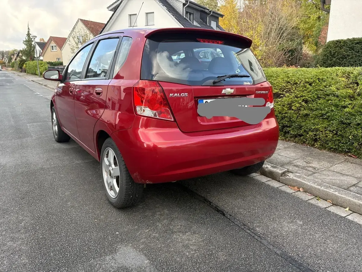 Gebraucht Chevrolet Kalos 94 PS (69 kW) 2007 Rot Kleinwagen