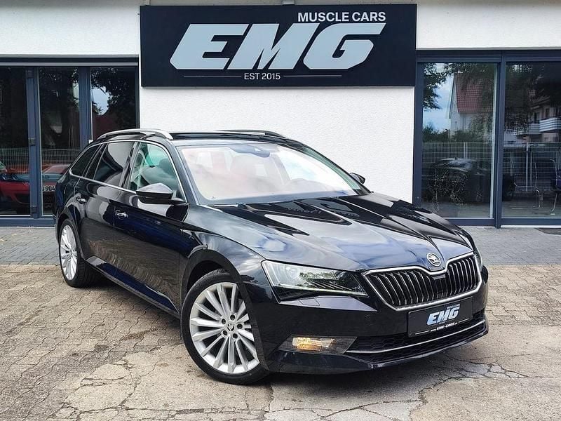 Schwarz Gebraucht 2016 Skoda Superb Style Kombi | 18.990 € (Fairer Preis) - Bild 1/4