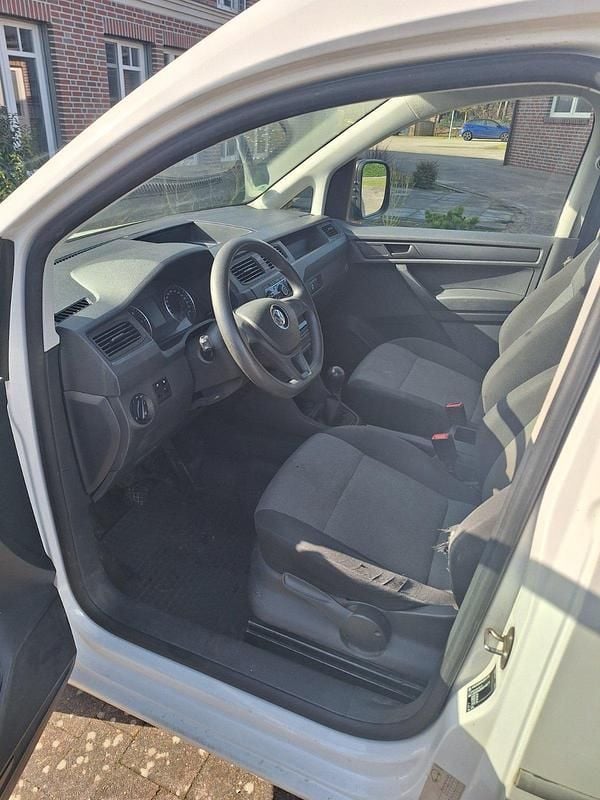 Usata VW Caddy 102 CV (75 kW) 2018 Bianco Monovolume