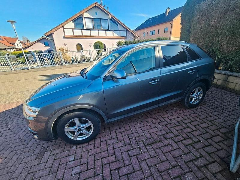 Gebraucht Audi Q3 Ambiente 190 PS (139 kW) 2013 Grau SUV