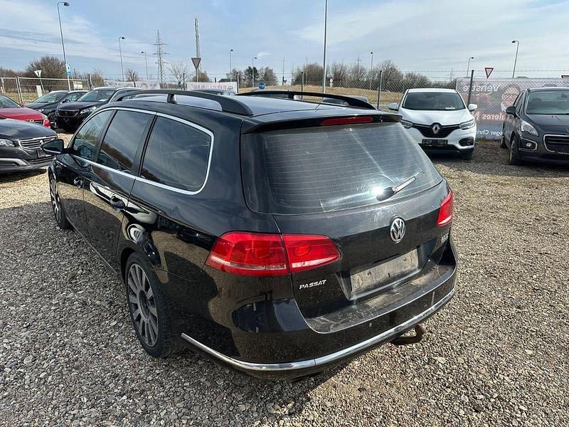 Gebraucht VW Passat Comfortline 140 PS (102 kW) 2011 Schwarz Limousine