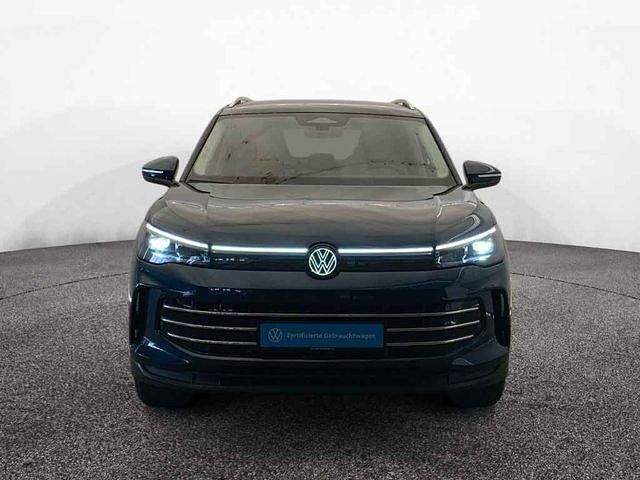 Gebraucht VW Tiguan Elegance 204 PS (150 kW) 2025 Nightshade blue metallic SUV