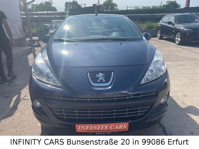 Gebraucht Peugeot 207 CC Active 120 PS (88 kW) 2013 Blau Cabrio