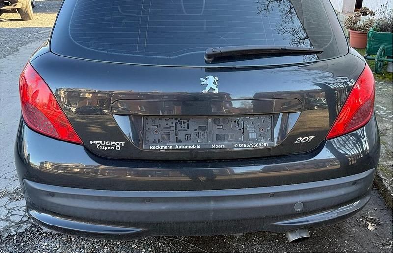 Gebraucht Peugeot 207 90 PS (66 kW) 2008 Schwarz Coupé