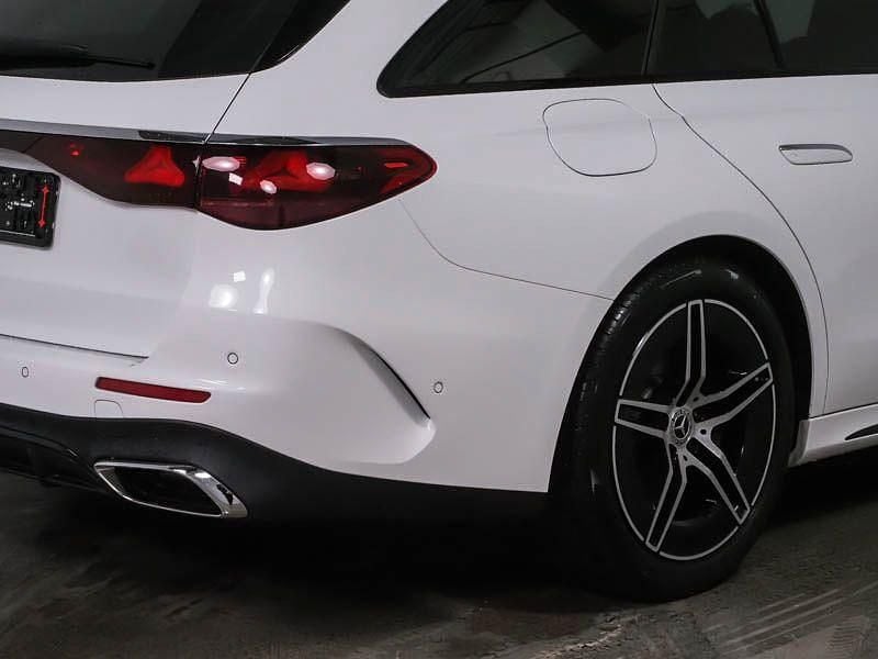 Gebraucht Mercedes E200 AMG 204 PS (150 kW) 2024 Unilack polarweiß uni Kombi
