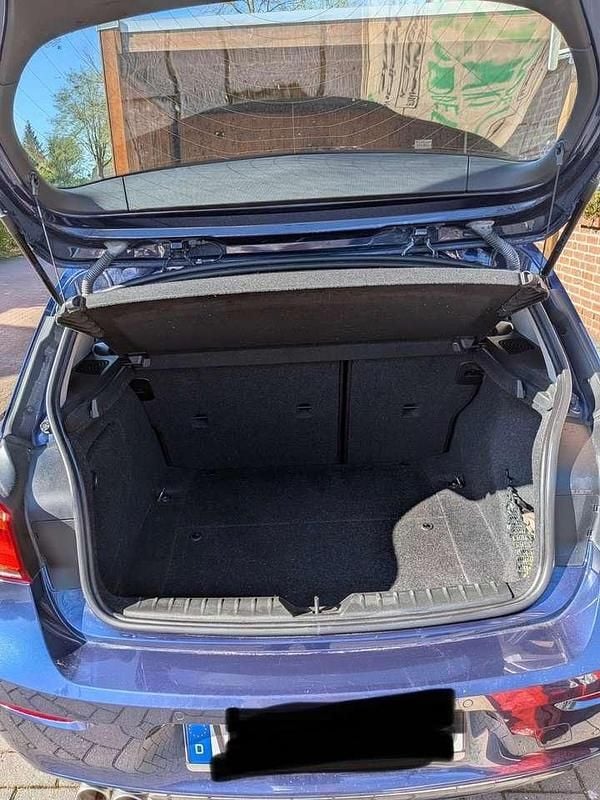 Gebraucht BMW 120 Advantage 190 PS (139 kW) 2015 Blau Kleinwagen