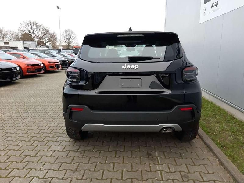 Gebraucht Jeep Avenger Altitude 101 PS (74 kW) 2024 Volcano black SUV