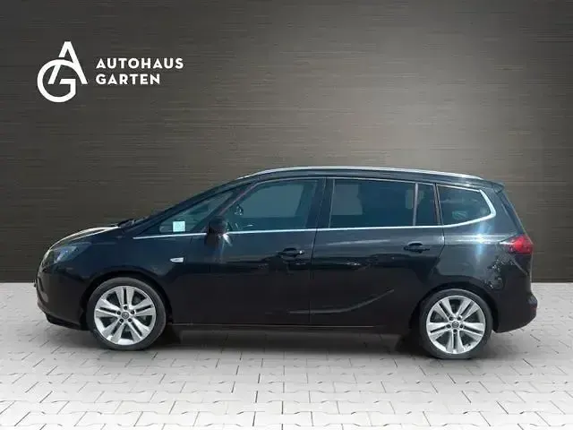 Gebraucht Opel Zafira Tourer Innovation 165 PS (121 kW) 2014 Schwarz Van / Kleinbus