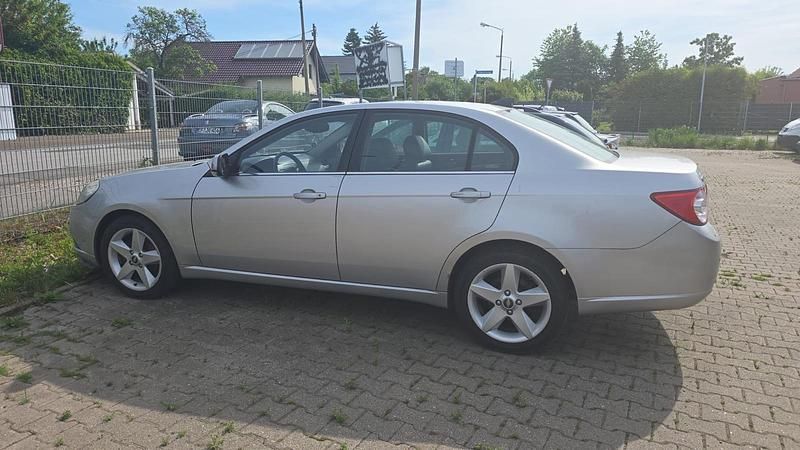 Silber Gebraucht 2008 Chevrolet Epica Limousine | 2.700 € - Bild 1/4
