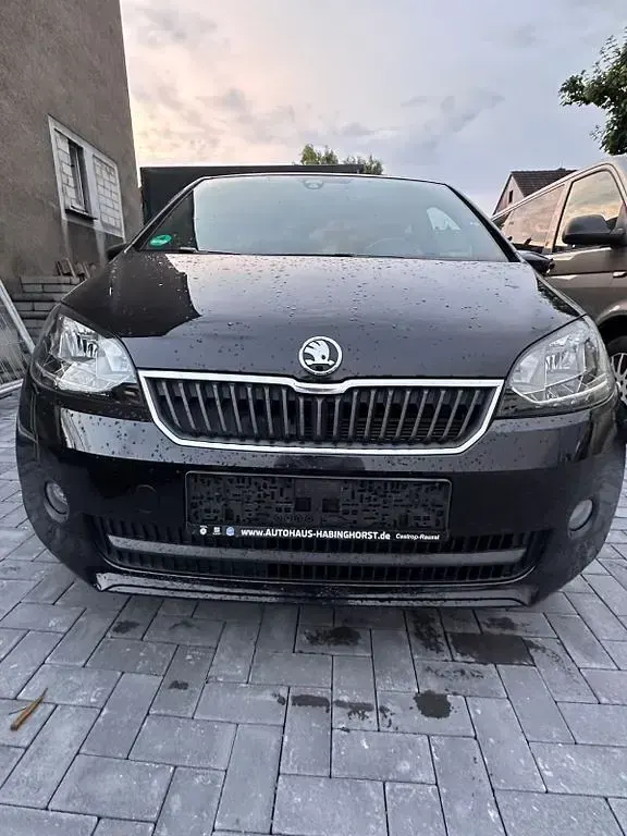 Gebraucht Skoda Citigo Fun 60 PS (44 kW) 2017 Schwarz Kleinwagen