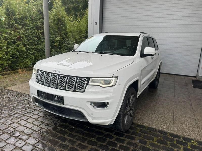 Bright white clear coat Gebraucht 2018 Jeep Grand Cherokee Overland SUV | 11.990 € (Superpreis) - Bild 1/4