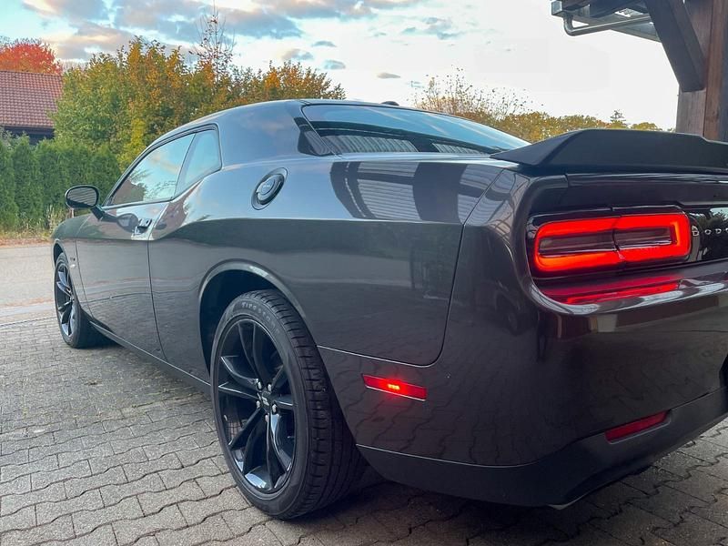 Usata Dodge Challenger 381 CV (280 kW) 2017 Grigio Coupé