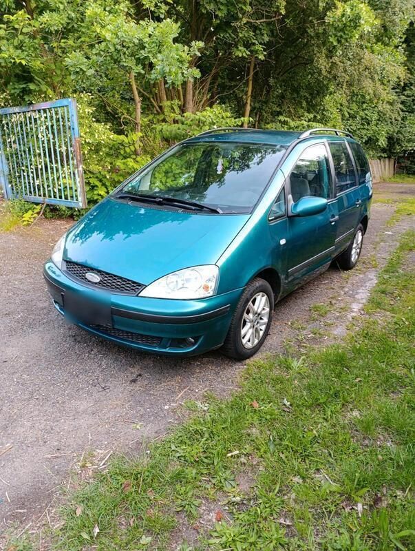 Grün Gebraucht 2001 Ford Galaxy Van / Kleinbus | 2.500 € (Fairer Preis) - Bild 1/4