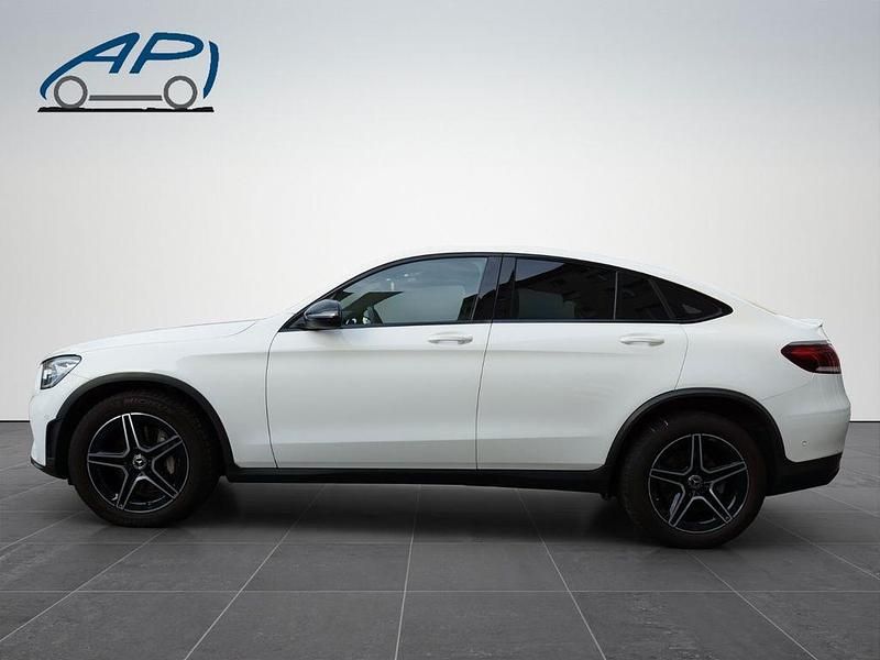 Polarweiss unilack Gebraucht 2021 Mercedes GLC220 AMG Coupé | 35.300 € (Fairer Preis) - Bild 1/4