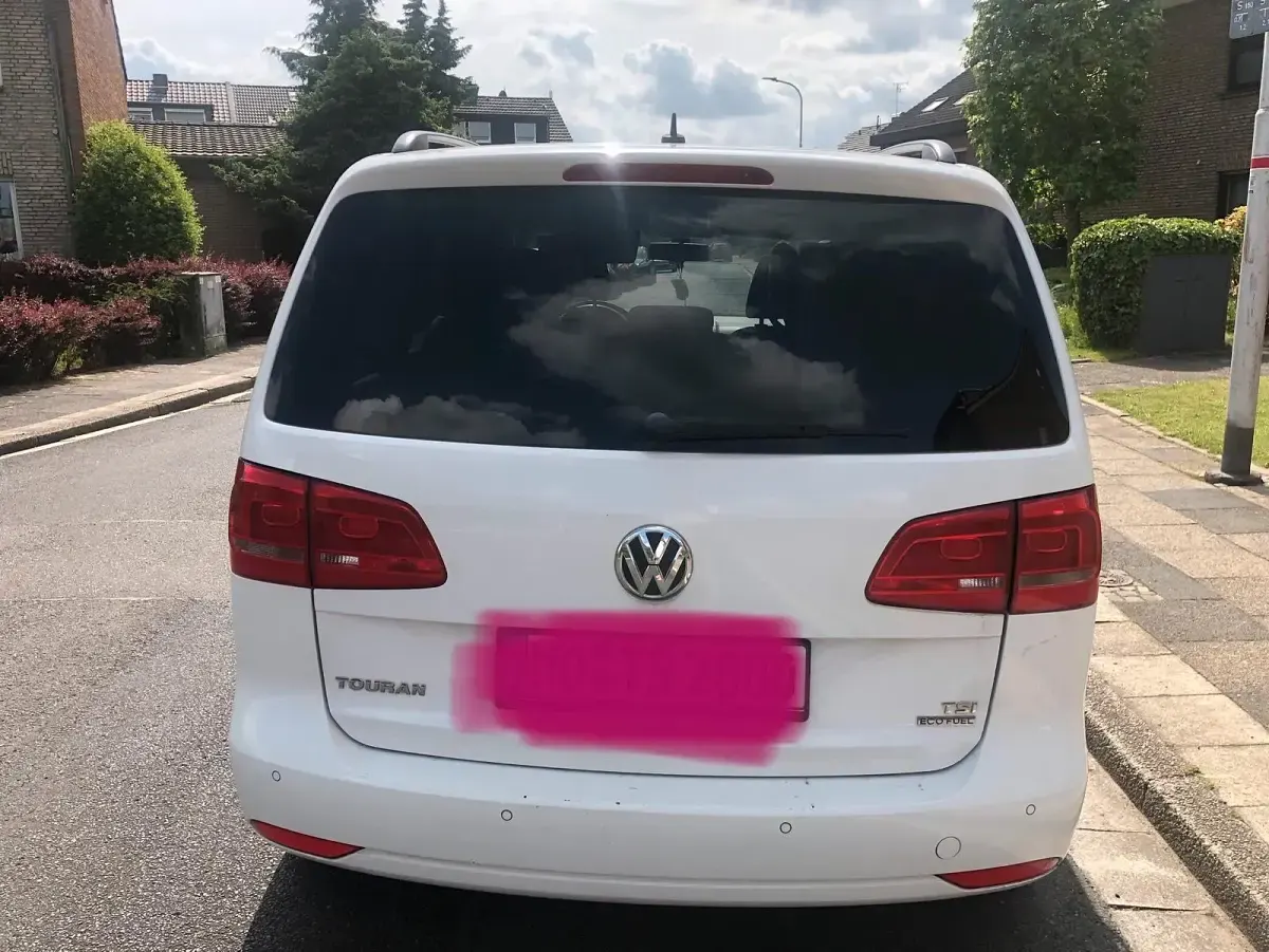 Usata VW Touran 150 CV (110 kW) 2011 Bianco Monovolume