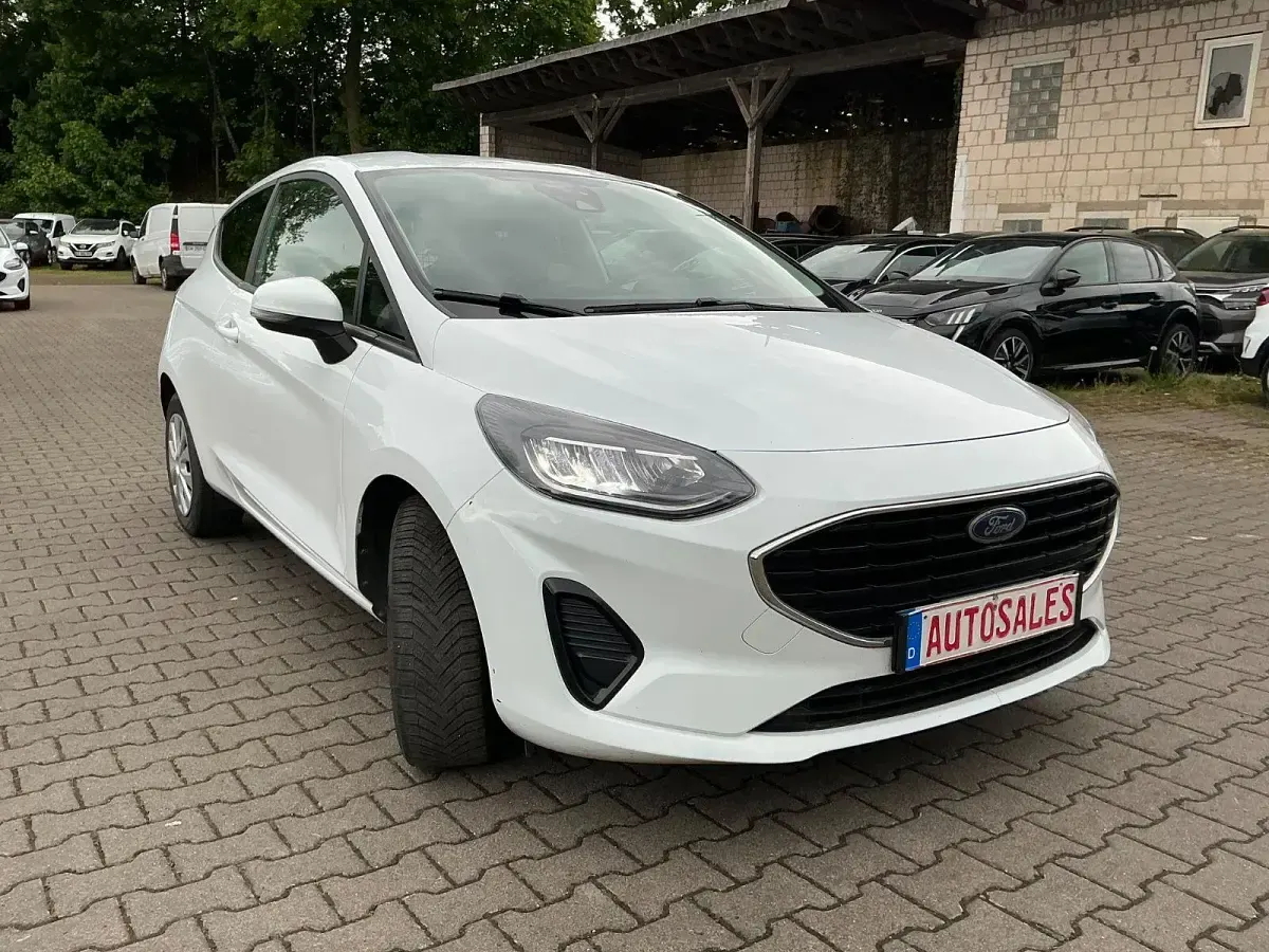 Gebraucht Ford Fiesta 95 PS (69 kW) 2022 Weiß Kleinwagen