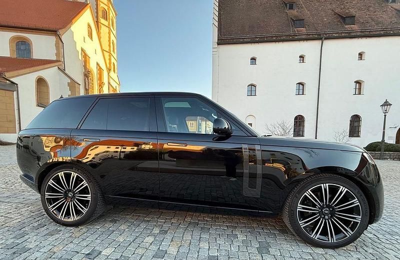 Schwarz Gebraucht 2023 Land Rover Range Rover Sport HSE SUV | 143.870 € - Bild 1/4