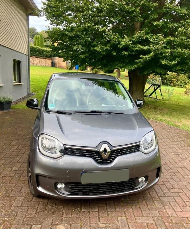 Grau Gebraucht 2023 Renault Twingo Techno Kleinwagen | 11.900 € (Guter Preis) - Bild 1/4