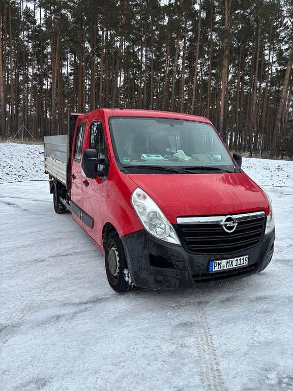 Rot Gebraucht 2015 Opel Movano Van / Kleinbus | 10.999 € (Teuer) - Bild 1/4