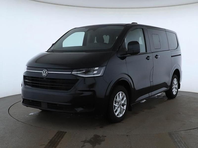 Gebraucht VW T7 Style 150 PS (110 kW) 2025 Schwarz Van