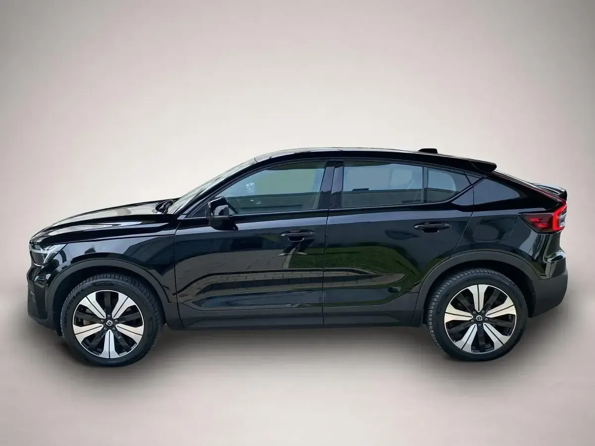 Gebraucht Volvo C40 Plus 300 kW (408 PS) 2022 Manufacturer SUV