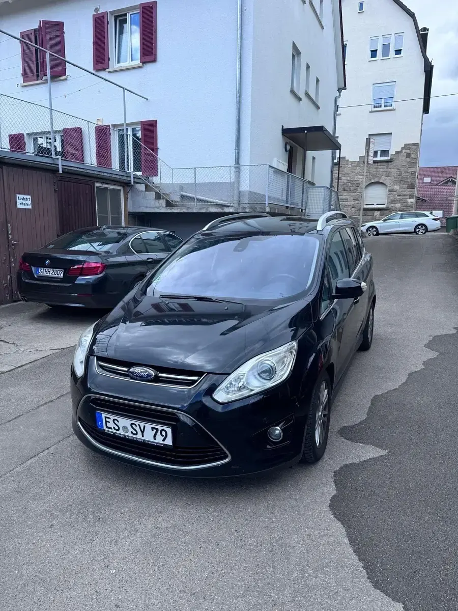Gebraucht Ford C-MAX 163 PS (119 kW) 2011 Schwarz Van / Kleinbus