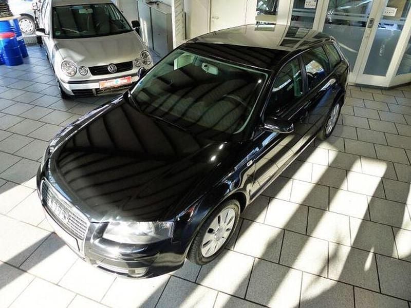 Gebraucht Audi A3 Attraction 102 PS (75 kW) 2008 Schwarz Kleinwagen